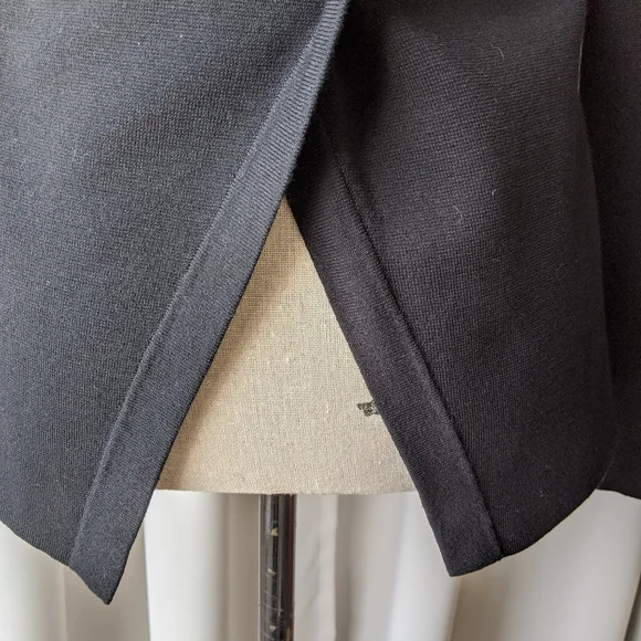 Ann Taylor Long Sleeve Crew Neck Sweater Black XS - Picture 3 of 7